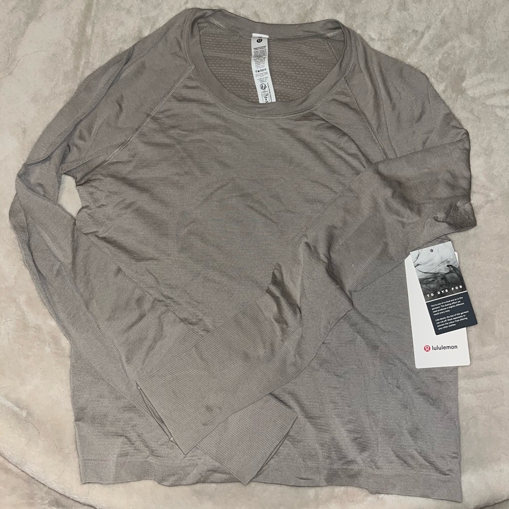 NWT Lululemon Swiftly